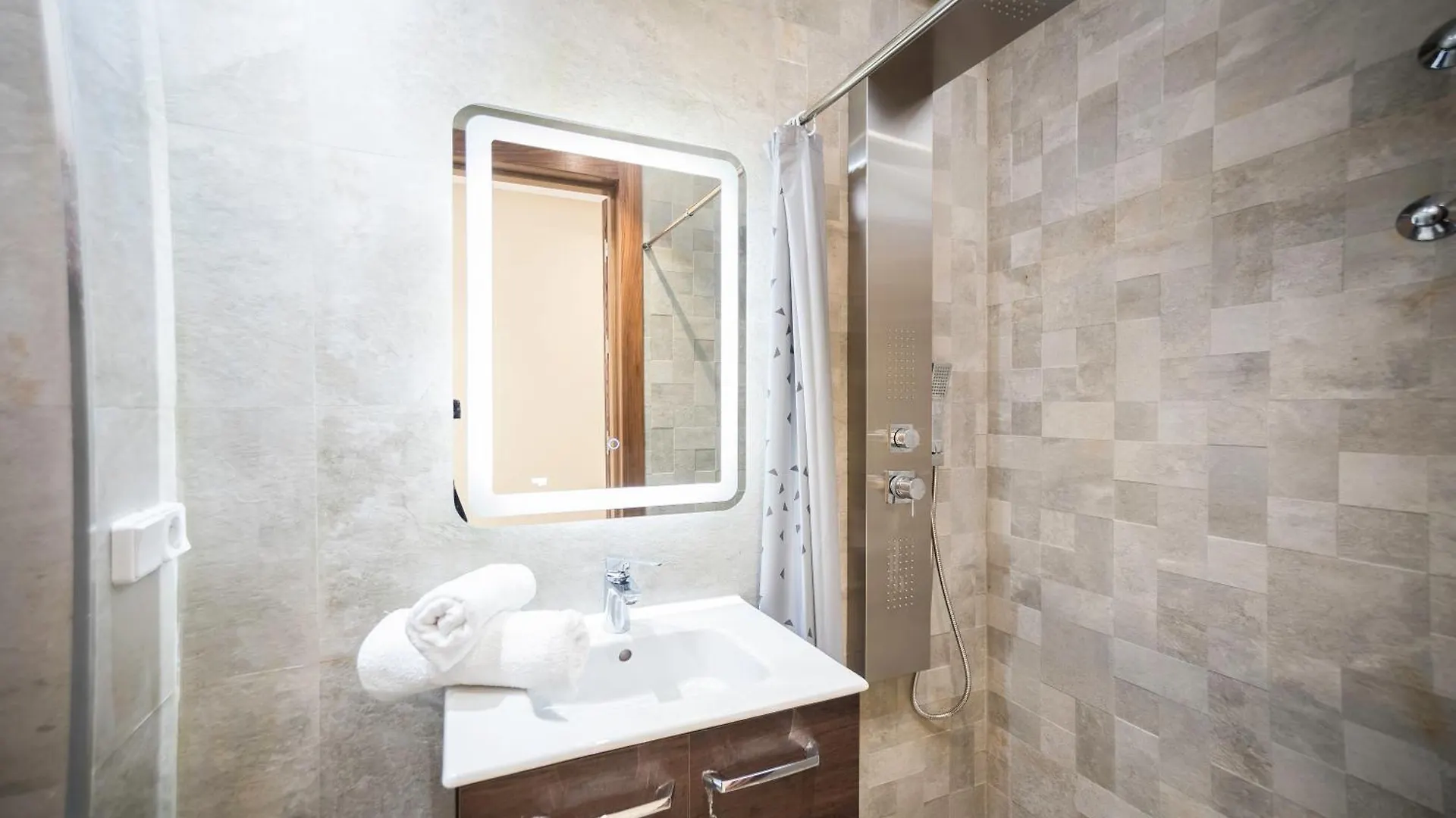 Sea Side Mountain View Apartment Agadir