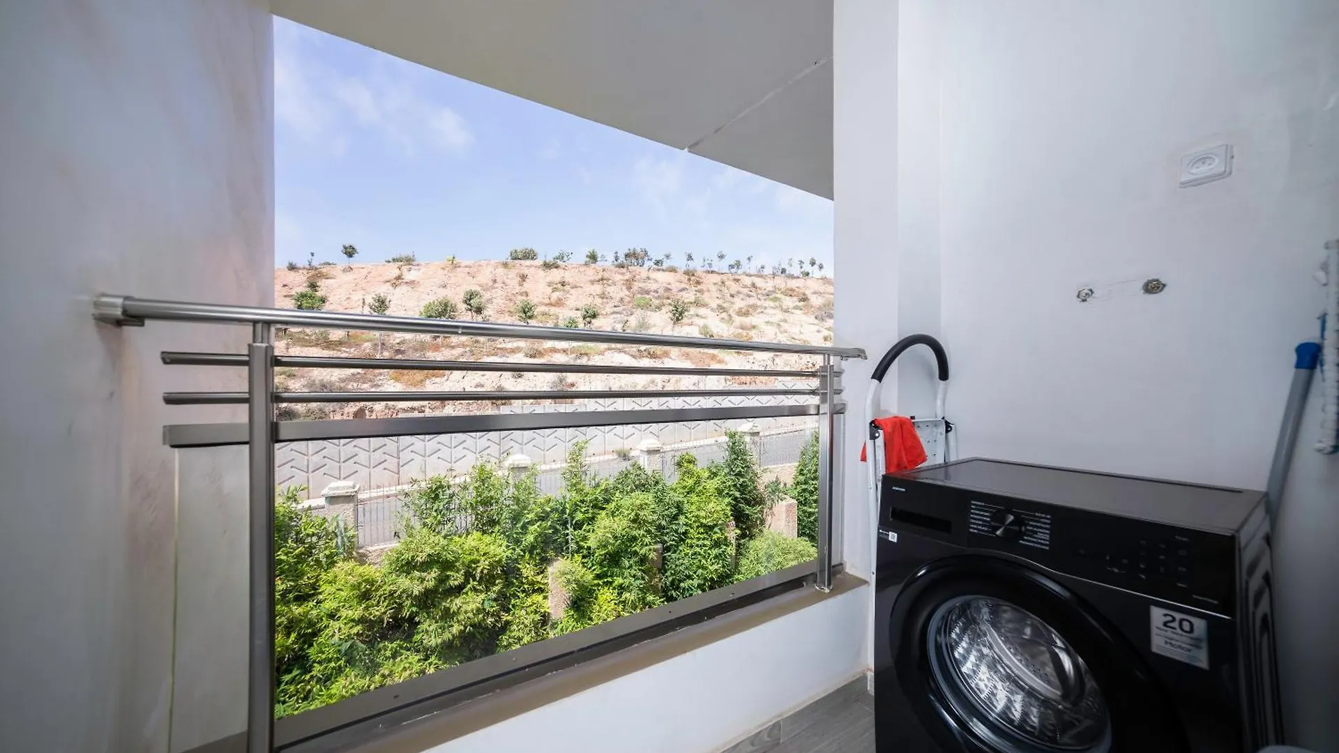 Sea Side Mountain View Apartment Agadir