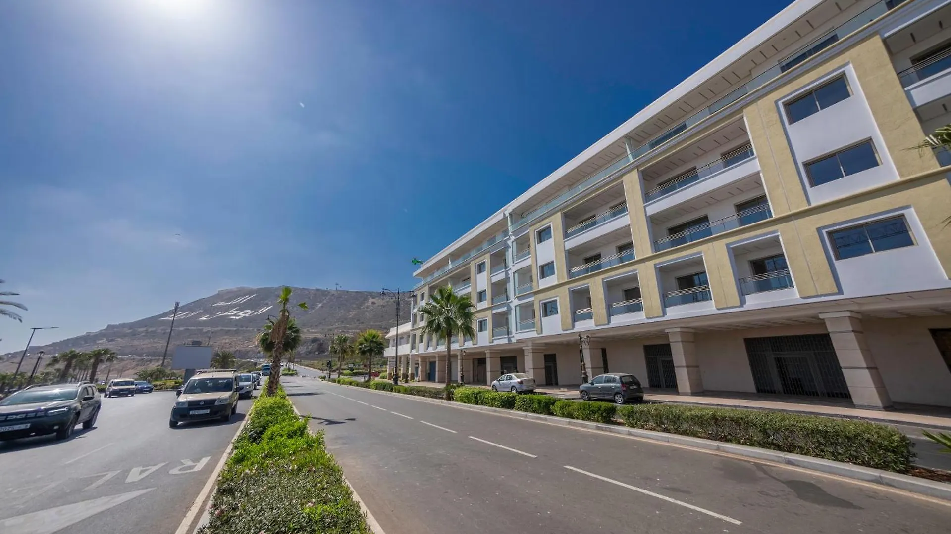 Sea Side Mountain View Apartment Agadir